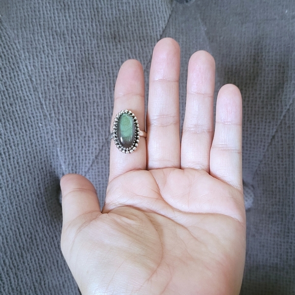 Shivam Labradorite Statement Ring💍 - Picture 9 of 16